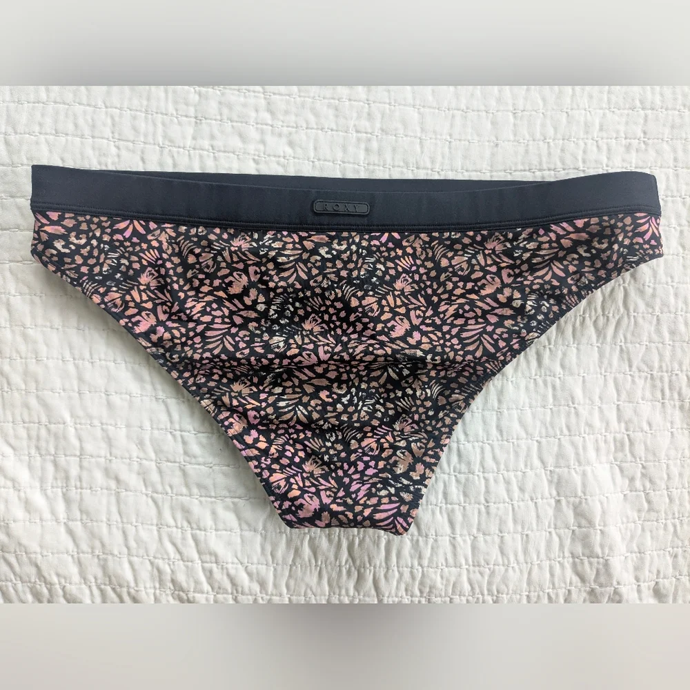 Roxy Rash guard Bikini Set - Picture 2 of 8
